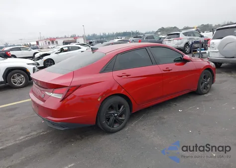 2021 Hyundai Elantra Sel z USA, uszkodzony, nr VIN KMHLS4AG3MU064327